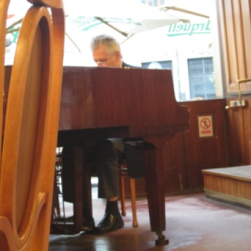 Restaurant pianist.
